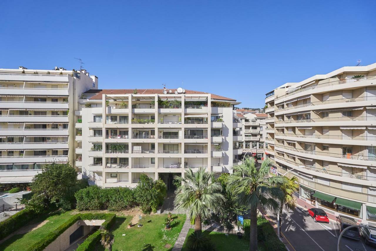 3P Between Croisette Beaches And Antibes Street Cannes Exteriér fotografie
